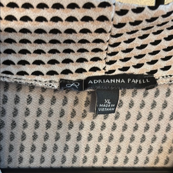 Adrianna Papell XL  Black and cream Sleeveless Blouse - Picture 2 of 5